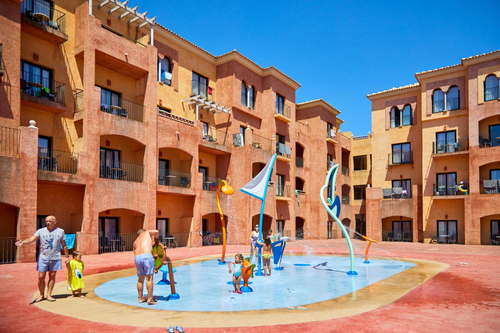 barcel-punta-umbr-a-beach-resort-splashpad-project-vortex